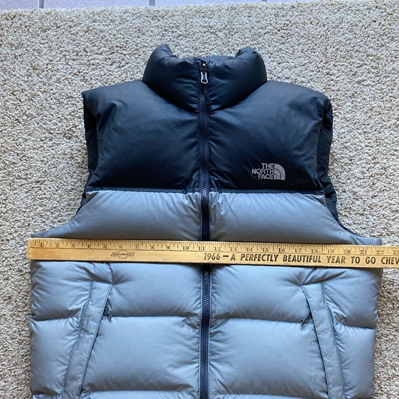 The North Face Men’s Nuptse 700 Down Insulated Vest Gray Asphalt Sz M - Picture 14 of 16